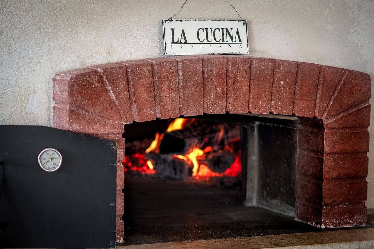 High-Quality Pizza Ovens and Grills Available in Hurst, TX Premium Pizza Ovens and Grills in Hurst, Texas